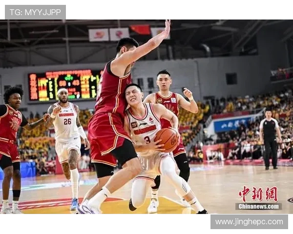 2017年CBA季后赛广东队与广厦队激战正酣精彩瞬间回顾与分析